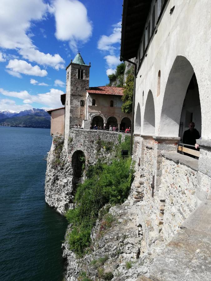 Appartamento Giardino Porto Valtravaglia Esterno foto